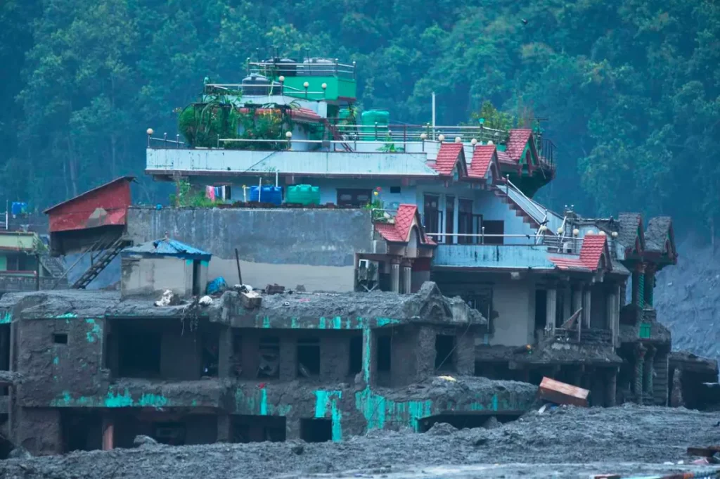 Nepal Flash Flood Missing Indians: നേപ്പാൾ മിന്നൽ പ്രളയത്തിൽ മരണം 389 ആയി; 33 മലയാളികളടക്കം 285 ഇന്ത്യക്കാരെ കണ്ടെത്താനായില്ല, സൈനിക തലത്തിൽ രക്ഷാദൗത്യം അതിവേഗം 1 Nepal Flash Flood Missing Indians