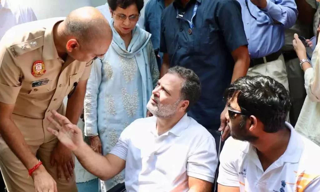 Rahul Gandhi Protest Against Pellet Attack